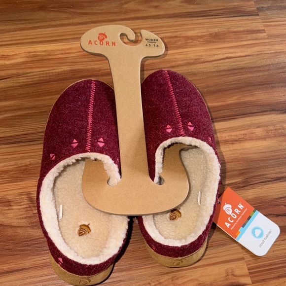 Acorn Shoes - Acorn Kids Slippers - Maroon and Cream